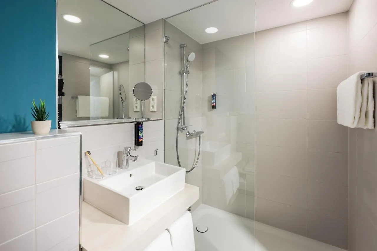 Hotel Holiday Inn - The Niu, Seven Dusseldorf Ost By Ihg