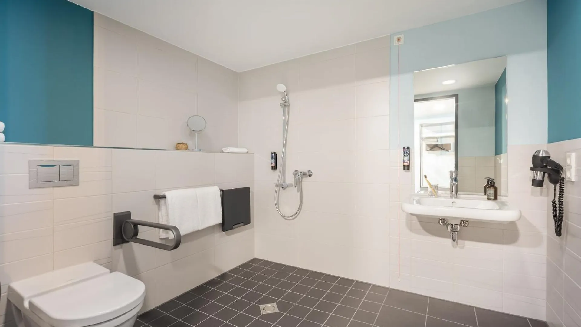 *** Hotel Holiday Inn - The Niu, Seven Dusseldorf Ost By Ihg Deutschland